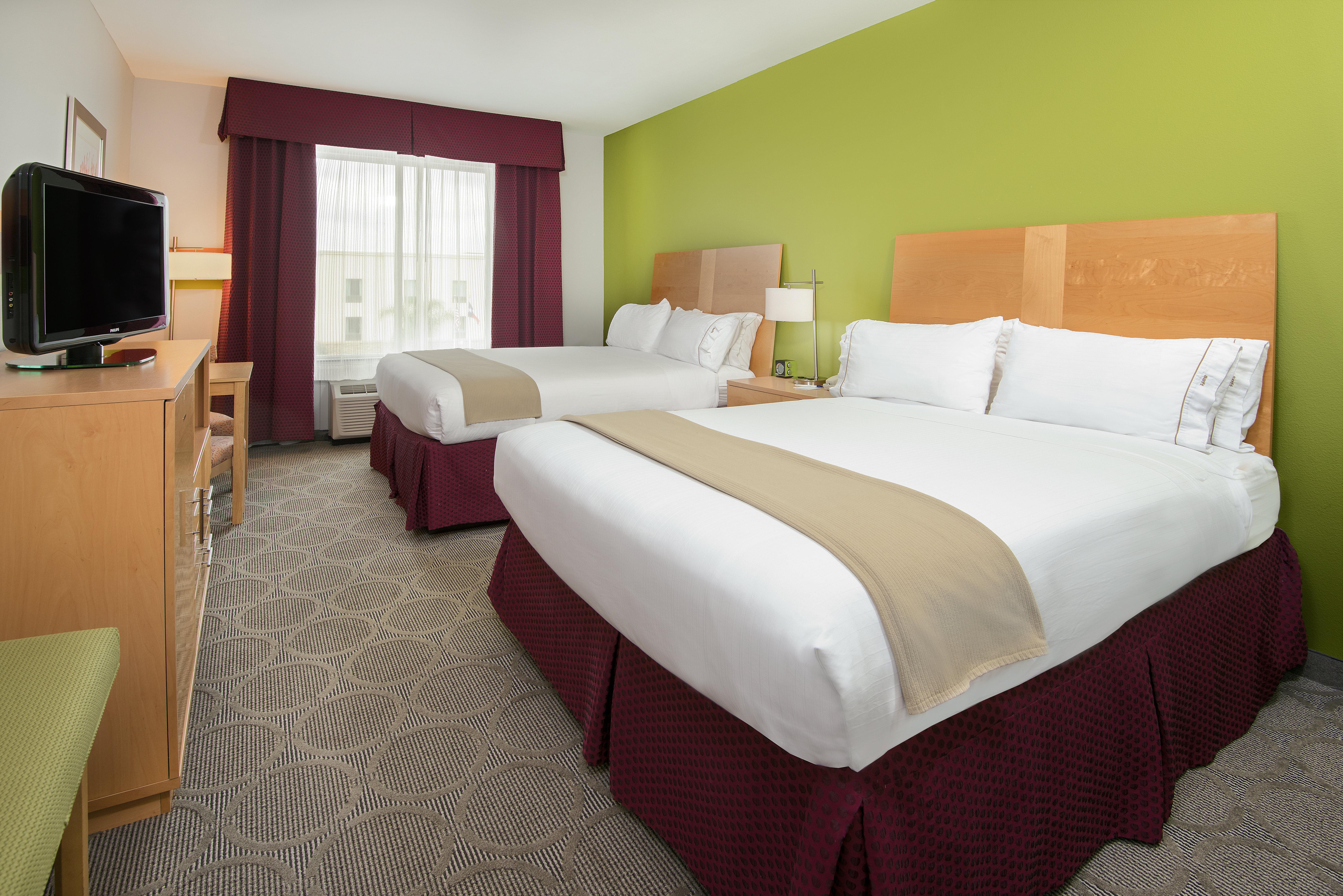 Holiday Inn Express Hotel & Suites Clute-Lake Jackson By Ihg Zewnętrze zdjęcie