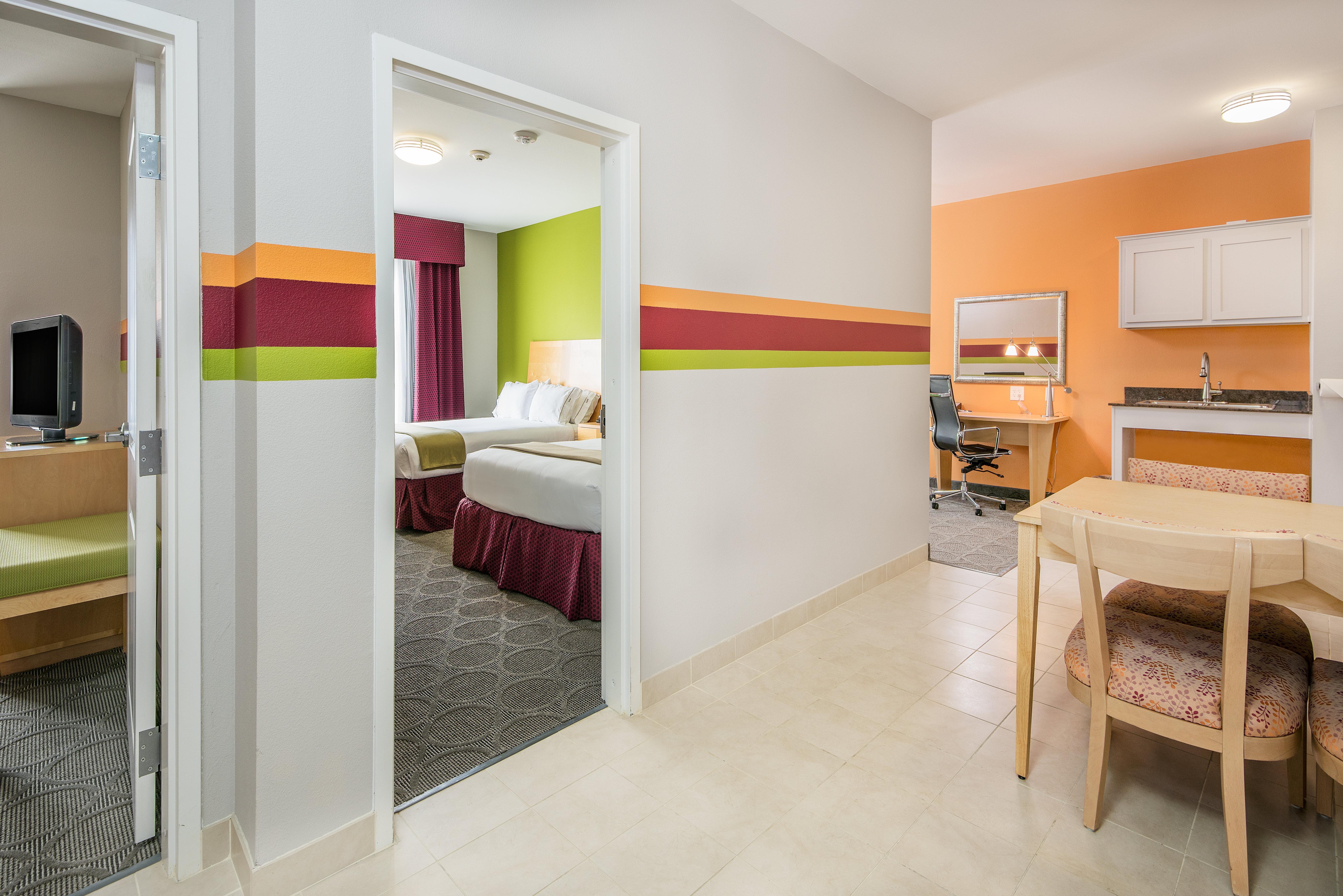 Holiday Inn Express Hotel & Suites Clute-Lake Jackson By Ihg Zewnętrze zdjęcie