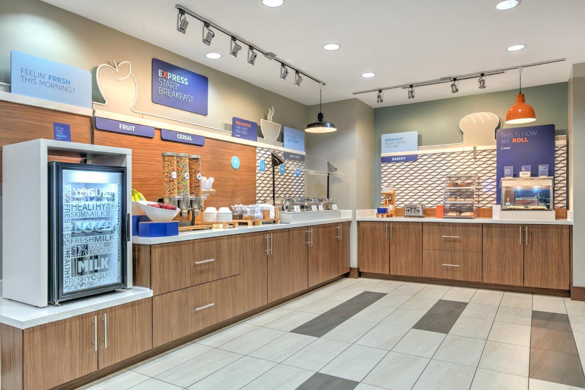 Holiday Inn Express Hotel & Suites Clute-Lake Jackson By Ihg Zewnętrze zdjęcie